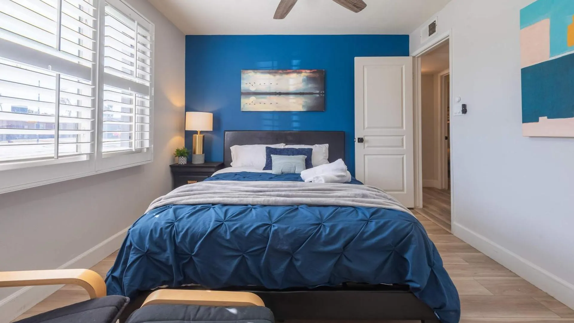 Phoenix 4 Bdr Home With Gym & Hot Tub