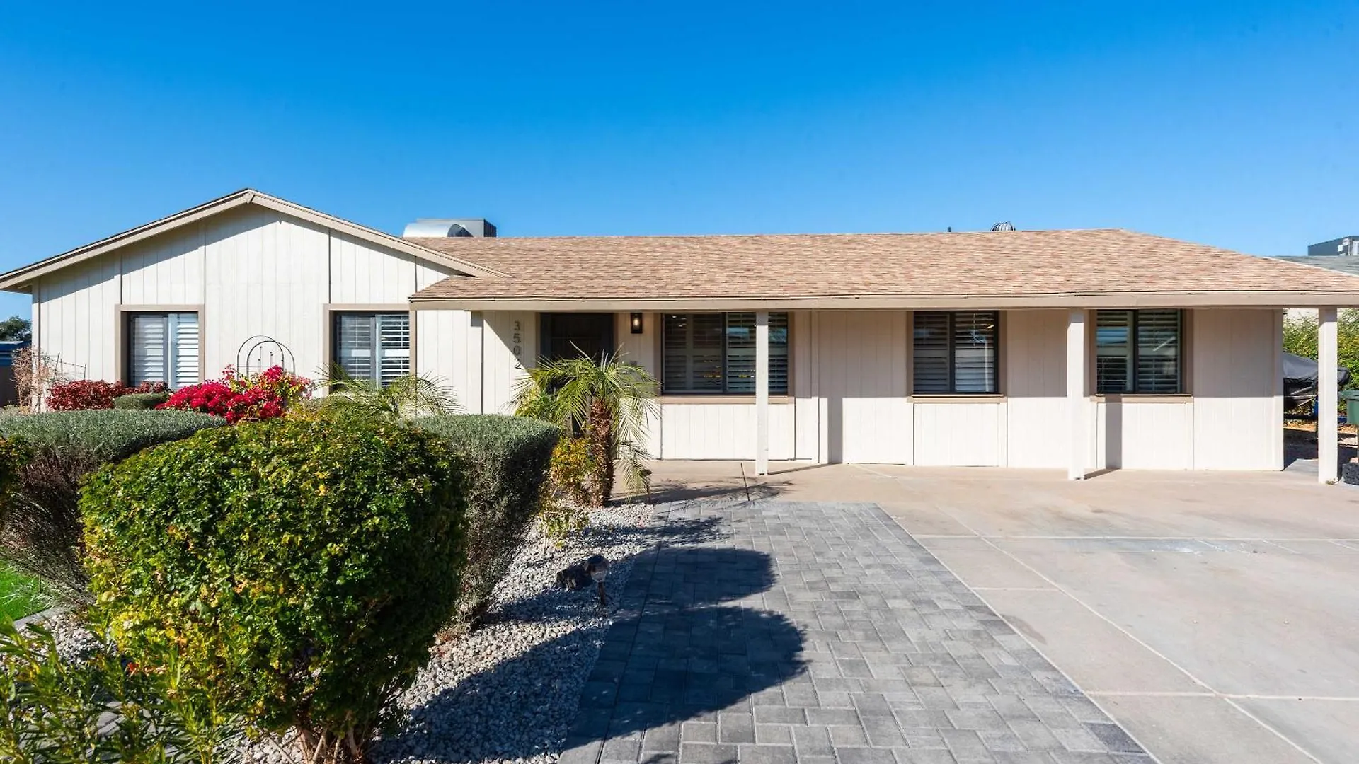 Phoenix 4 Bdr Home With Gym & Hot Tub 0*,